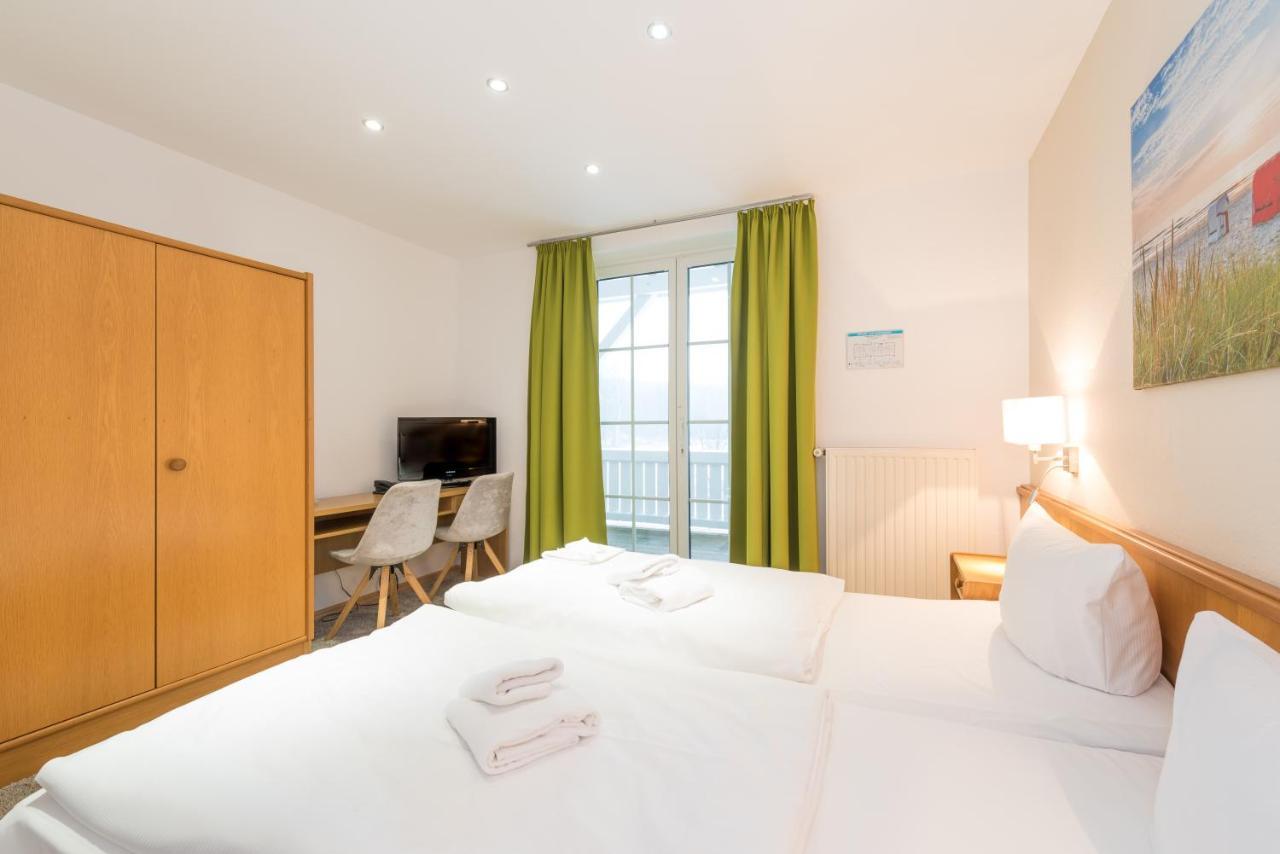 Hotel Koenigslinie Sassnitz Esterno foto