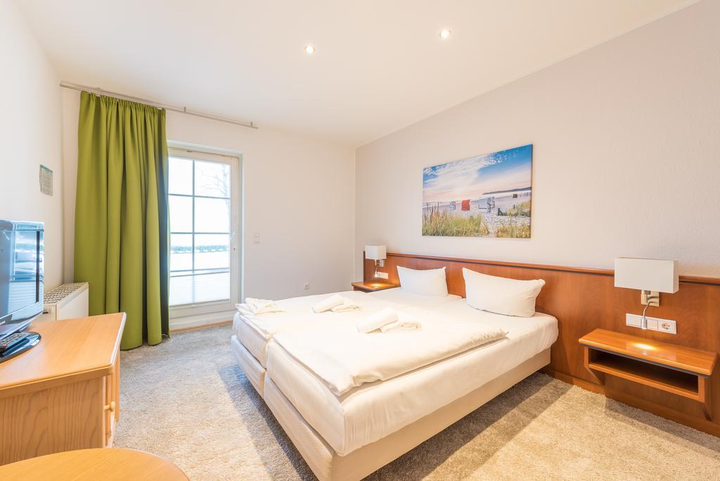 Hotel Koenigslinie Sassnitz Esterno foto