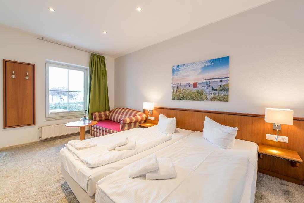 Hotel Koenigslinie Sassnitz Esterno foto