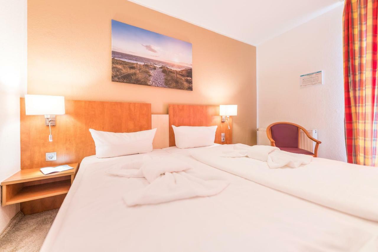 Hotel Koenigslinie Sassnitz Esterno foto